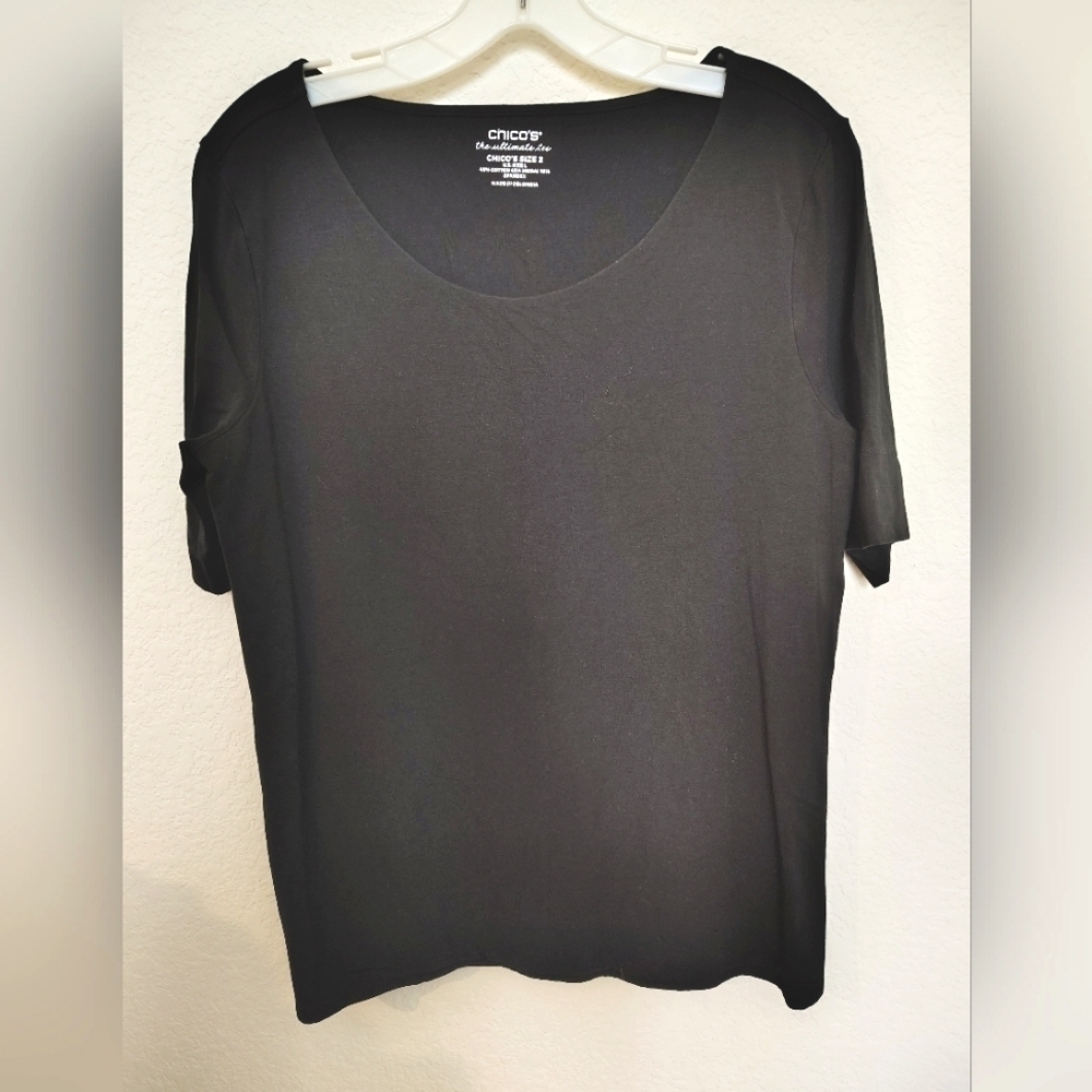 Chico's The Ultimate Tee Black Short Sleeve T-Shirt